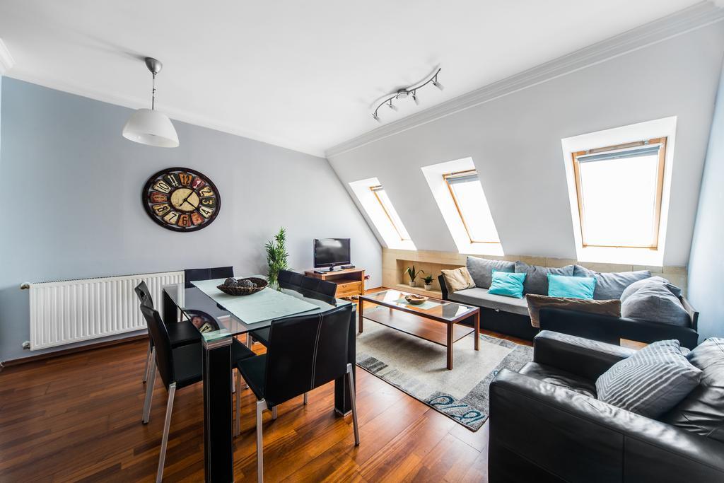 Designer Home Synagogue Budapest Bagian luar foto