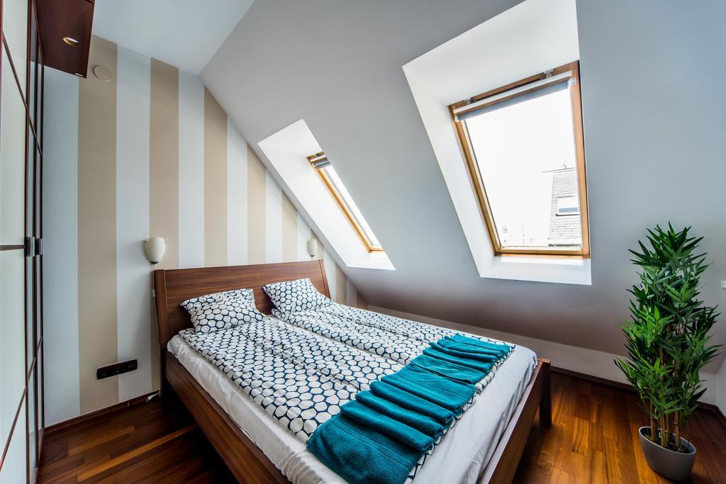 Designer Home Synagogue Budapest Bagian luar foto